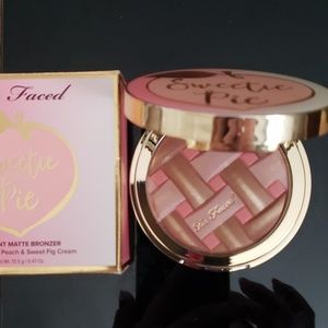 Too Faced radiant matt bronzer